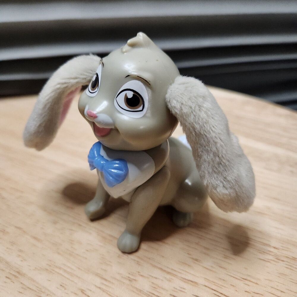 Sofia the First Clover Bobblehead – Small Bunny Toy Disney